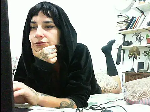 -cyberbruja- online show from February 2025 01:47:02 AM