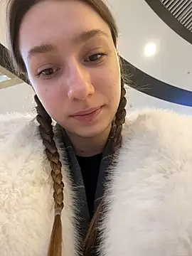 Lia  Love online show from February 2025 12:55:01 PM