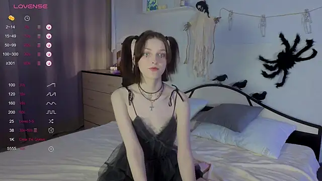 Sweet Paradox online show from October 2025 10:10:01 PM