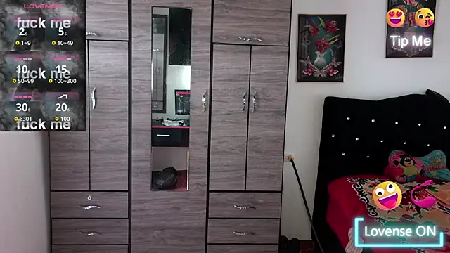 samael1107 online show from April 2026 05:12:02 PM