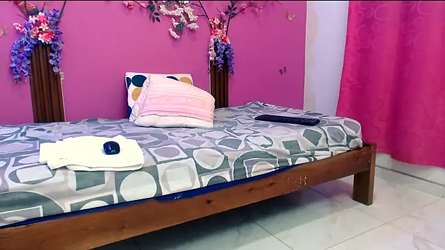 analdeepalejandra18 online show from November 2025 07:24:01 PM