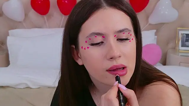 milaleoneli online show from February 2025 03:38:01 PM