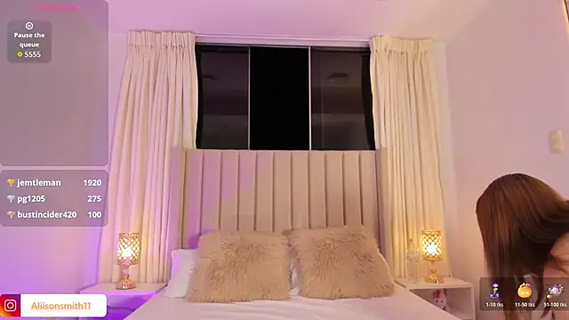 Aliison Smith online show from January 2026 03:43:02 AM