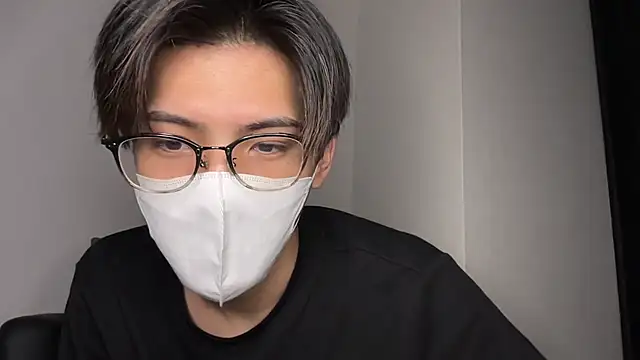 Lio kun online show from January 2025 12:07:01 PM