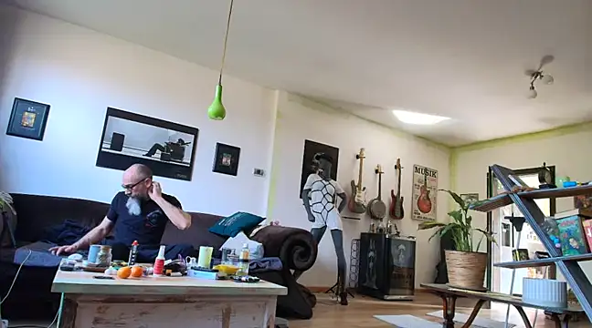 Kingsscepter online show from February 2025 11:44:02 AM