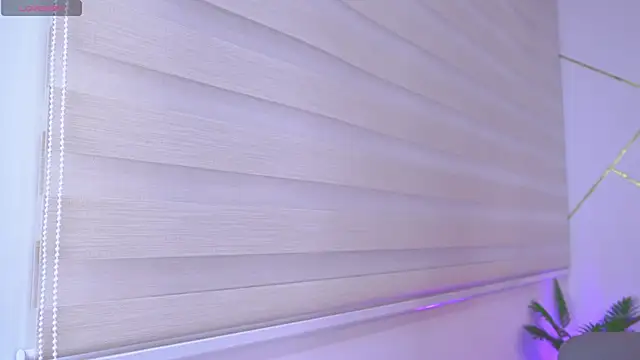 b3llaspringg online show from January 2025 12:23:01 AM