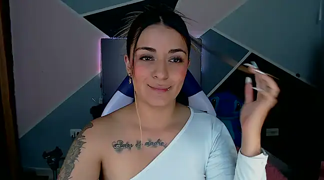 Snapshot of Samanta_james19 chatting on December 2024 07:56:01 PM Samanta james19 online show from December 2024 07:56:01 PM