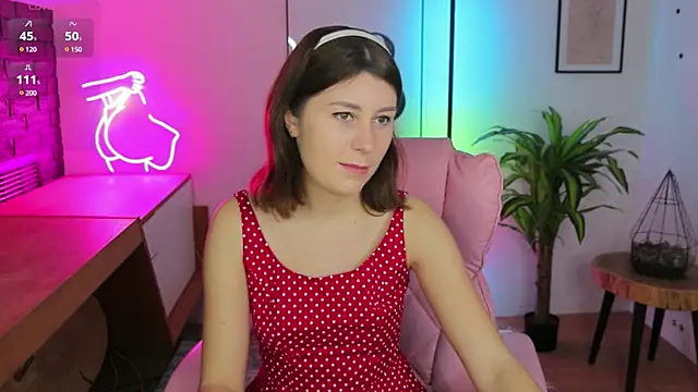 Snapshot of Hailey_Green chatting on February 2025 07:07:01 PM Hailey Green online show from February 2025 07:07:01 PM