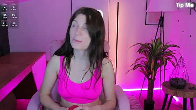 Snapshot of Hailey_Green chatting on November 2025 10:20:02 PM Hailey Green online show from November 2025 10:20:02 PM