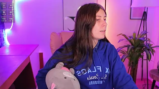 Snapshot of Hailey_Green chatting on November 2025 10:09:01 PM Hailey Green online show from November 2025 10:09:01 PM