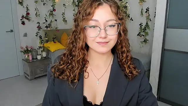 SereneFlame online show from October 2025 04:07:01 PM