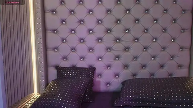 CAMILA JHONS online show from January 2025 01:41:01 PM