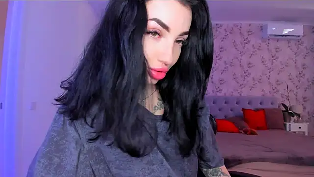 Snapshot of NancyLovee_ chatting on June 2026 12:33:01 PM NancyLovee online show from June 2026 12:33:01 PM
