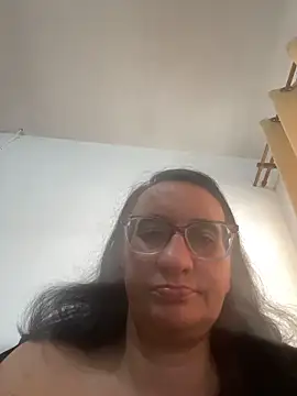 gloria7v05 online show from December 2025 03:18:02 PM