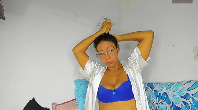 Snapshot of Nenita_Hot_ chatting on March 2025 03:48:01 AM Nenita Hot  online show from March 2025 03:48:01 AM