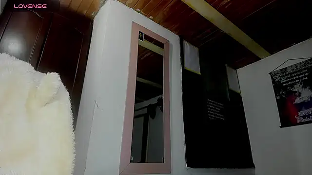 Snapshot of Nenita_Hot_ chatting on October 2025 08:17:01 PM Nenita Hot  online show from October 2025 08:17:01 PM