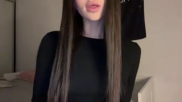 ur molly online show from September 2025 01:56:01 PM