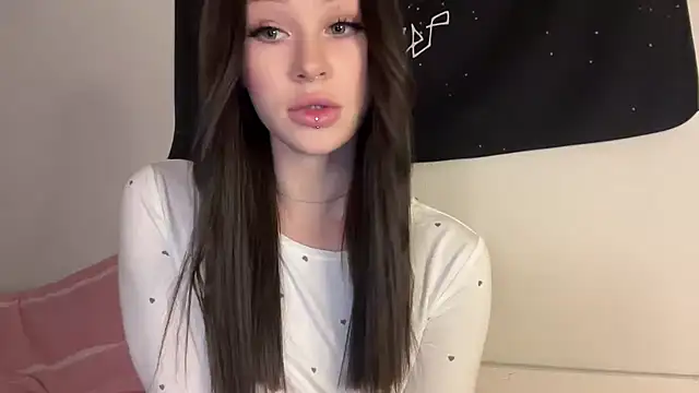 ur molly online show from October 2025 06:10:02 PM