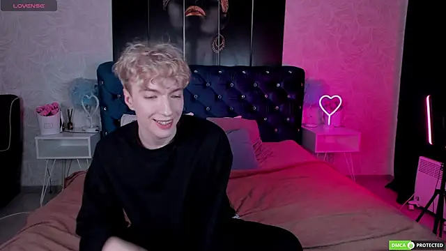 TrevorBenson online show from November 2025 08:58:02 AM