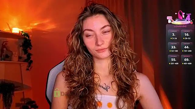 lady curls online show from April 2026 09:50:01 PM