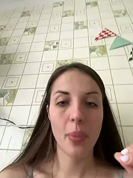 AmiLavs online show from January 2025 11:21:02 AM