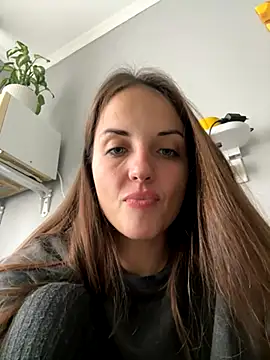 AmiLavs online show from October 2025 07:08:02 AM