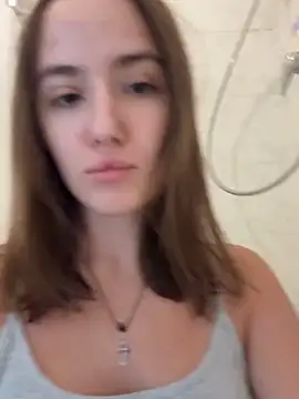 Snapshot of EmilyWi_ chatting on October 2025 02:23:02 PM EmilyWi online show from October 2025 02:23:02 PM