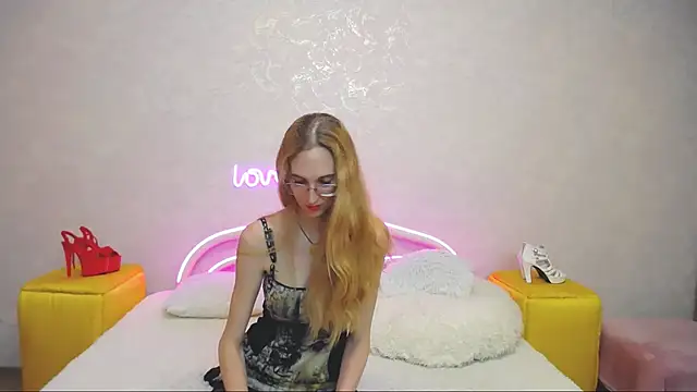 KlaryBrait online show from January 2025 01:25:02 PM