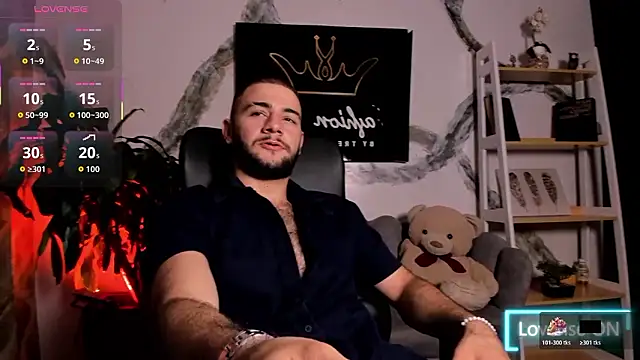 MaximusDick1  online show from January 2026 03:41:01 AM