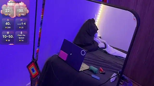 Snapshot of bearcloudcomputa chatting on September 2025 05:45:02 AM bearcloudcomputa online show from September 2025 05:45:02 AM