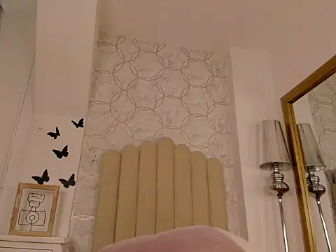 Foxy200   online show from February 2026 08:05:01 PM