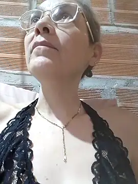 NanitaFun online show from June 2026 09:50:01 PM