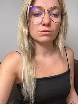 carlaaa online show from May 2026 08:36:02 PM