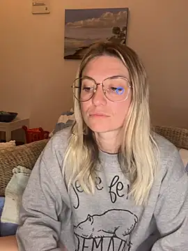 carlaaa online show from June 2026 09:31:02 PM