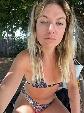 carlaaa online show from July 2026 02:24:02 PM