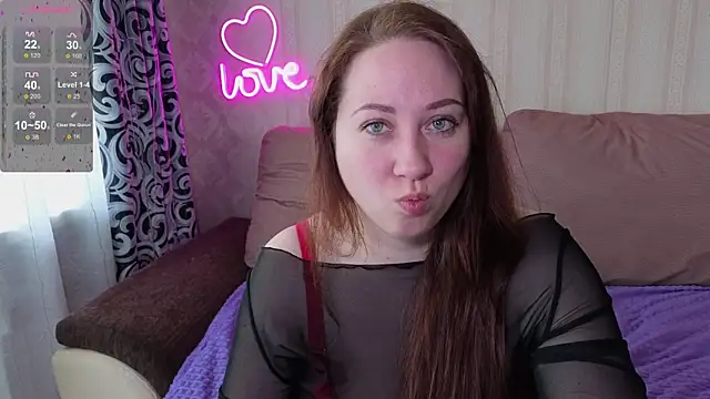 KellyCrystall online show from May 2026 02:28:01 AM
