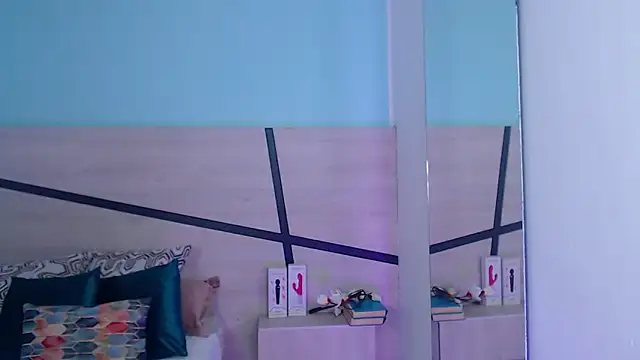 violeta leon online show from January 2025 06:13:02 AM