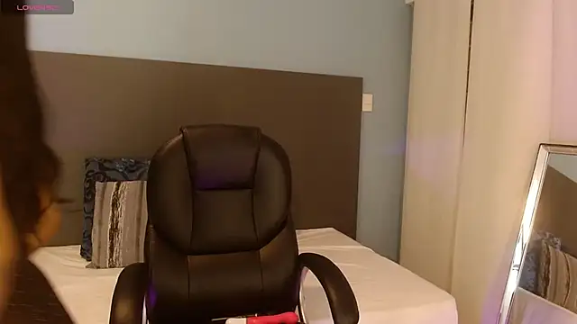 violeta leon online show from September 2025 03:21:01 AM