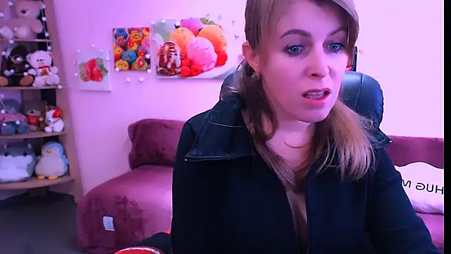 Hot Milady online show from February 2026 08:16:02 AM