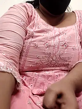 zeepe19 online show from October 2025 12:45:01 PM