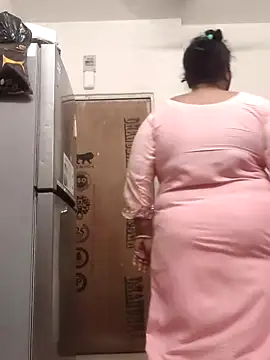 zeepe19 online show from October 2025 01:01:02 PM