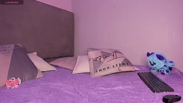 KIMAPRIL online show from March 2026 08:17:01 PM