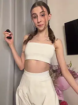 Snapshot of HellPeach chatting on February 2025 05:19:02 PM HellPeach online show from February 2025 05:19:02 PM