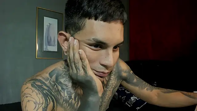 Travistanner 28 online show from February 2026 04:36:01 PM