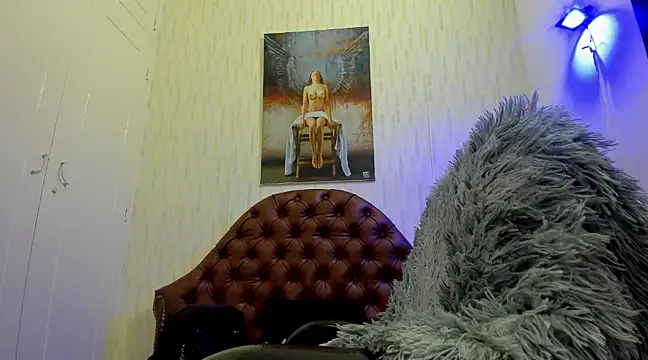 Snapshot of charlotte_ebony chatting on January 2025 03:20:01 AM charlotte ebony online show from January 2025 03:20:01 AM