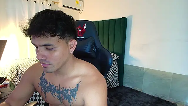 man dur07 online show from December 2025 09:10:02 PM