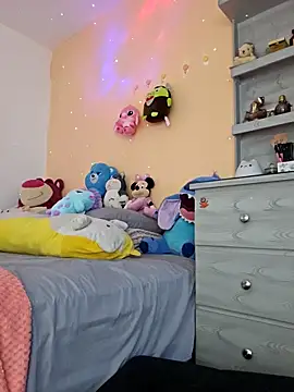 Snapshot of Selena_blake chatting on November 2025 10:43:02 PM Selena blake online show from November 2025 10:43:02 PM