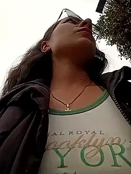 VALERY-03  online show from April 2026 07:58:02 PM