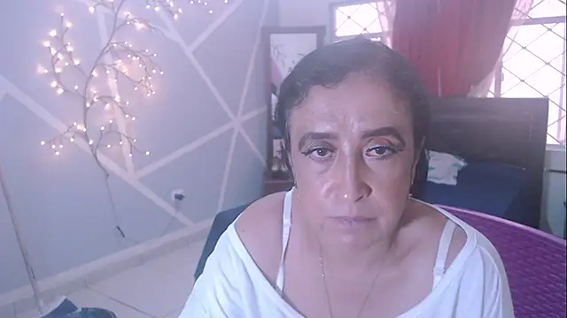 Snapshot of anita_s3x chatting on January 2025 09:11:02 PM anita s3x online show from January 2025 09:11:02 PM