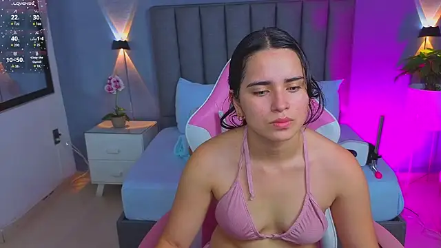 Snapshot of angelica_dymond chatting on November 2025 12:19:02 PM angelica dymond online show from November 2025 12:19:02 PM